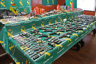 La Guardia Civil incauta 71 armas ilegales en un taller clandestino de Toledo
