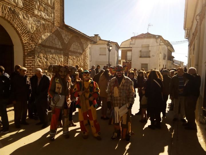 La botarga de Málaga del Fresno volvió a salir a a calle por la Virgen de la Paz