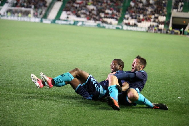 El Alba fue un vendaval en el Nuevo Arcángel