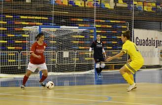 Un Chiloeches superior deja escapar dos puntos en Puertollano