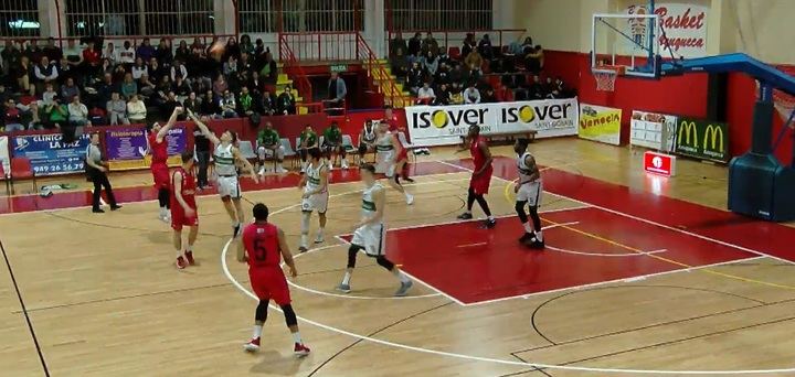 El Albacete Basket aguó la fiesta del Isover Baket Azuqueca y se llevó la victoria de La Paz