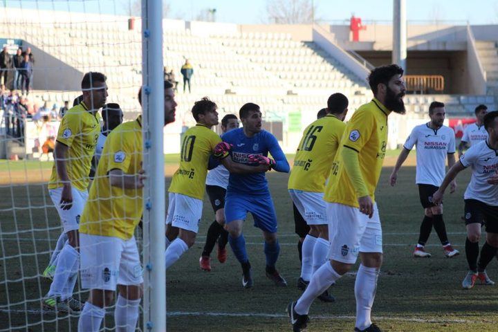 El Conquense cae ante un Atlético Baleares más eficaz
