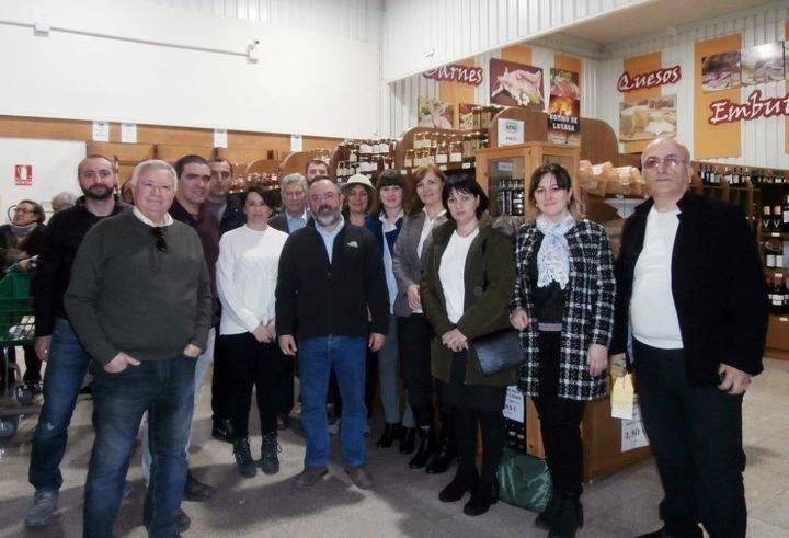 La Asociación de Apicultores de Guadalajara recibe la visita de un grupo de georgianos