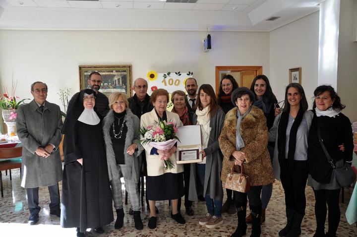 Teófila de Francisco, homenajeada por su centenario en Sigüenza