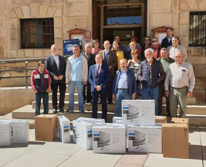Diputación completa en Molina la entrega de 143 equipos informáticos a los ayuntamientos que lo han solicitado