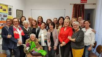 La Asociación de Servicio a la Juventud Femenina de Guadalajara homenajea a Julia Simón