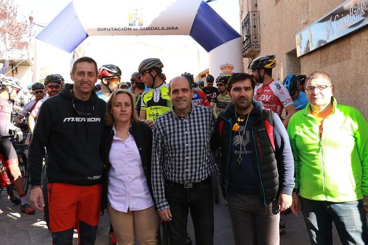 Fernando Baraza y Eva García se imponen en la XI Ruta de Las Aliagas en Peñalver