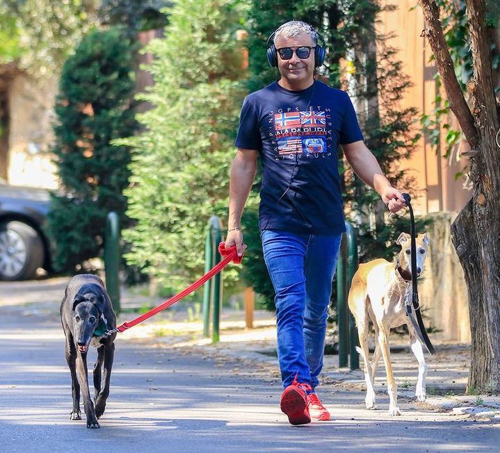 DIEZ MINUTOS Jorge Javier vuelve a incluir a su ex novio, Paco, en su testamento