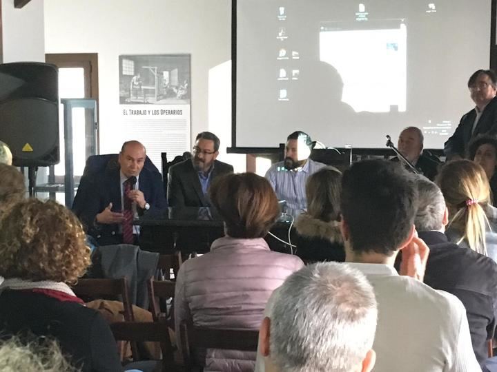 Latre participa en Brihuega en la inauguración de la jornada técnica sobre despoblación del Colegio de Arquitectos