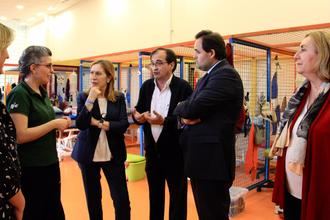 Paco Núñez visita la Fundación Nipace en Guadalajara con la presidenta del Congreso de los Diputados Ana Pastor
