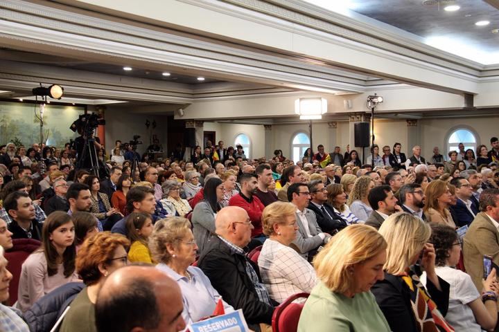 Pablo Casado se presenta en Ciudad Real como garantía para mantener las pensiones y el candidato de 