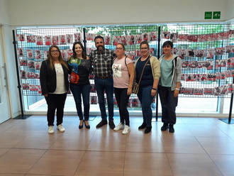 Hasta el día 28, se exponen en el Centro de Ocio de Azqueca las imágenes de Az+Fotos del proyecto 'El Tutú más amable'