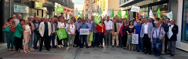 “En VOX no nos conformamos con ser la bisagra de nadie; daremos la utilidad que se merece al voto de los valientes, transformándolo en ilusión”