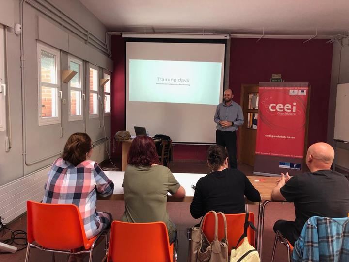 El CEEI de Guadalajara imparte en El Casar un nuevo ciclo de ‘training days’