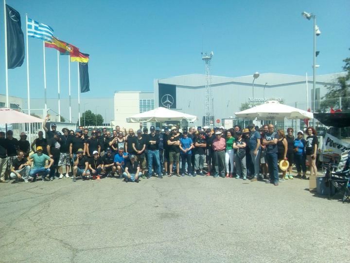 IU de Azuqueca traslada su apoyo a las trabajadoras y trabajadores de Mercedes-Benz