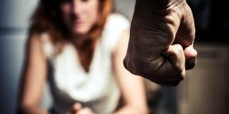 Los hijos menores de un matrimonio certifican una agresión del padre a la madre en Guadalajara