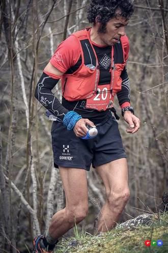 El corredor alcarreño Sergio Tejero, estratosférico, vence en la Euskal Trail por delante del francés Jerome Mirassou