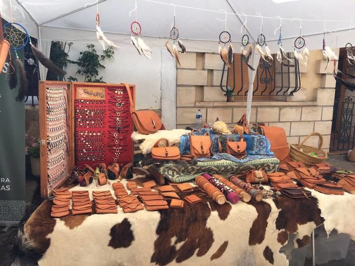 Feria de Artesanía y Alimentación en El Pobo de Dueñas