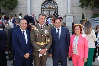 Paco Núñez asiste al Acto de Juramento a la Bandera de España en Toledo