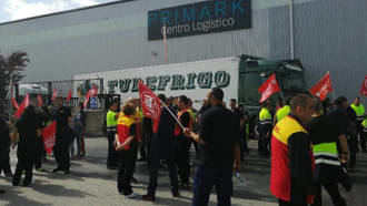 Desconvocada, de momento, la huelga indefinida, en la plataforma logística DHL-Primark en Torija