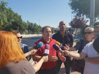 Carnicero afirma que el Ayuntamiento vive de las inversiones planificadas de Román