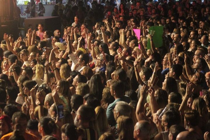 Apoteosis de Camela en las Fiestas de Cabanillas