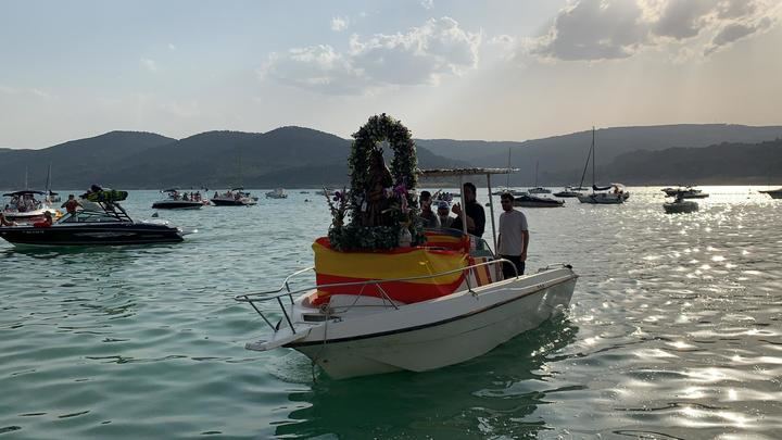 Entrepeñas rinde homenaje a la Virgen del Carmen