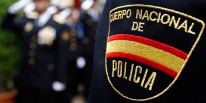 La Policía Nacional detiene en la estación de tren de Azuqueca a la persona que apuñaló a un joven en la nave de Francisco Aritio