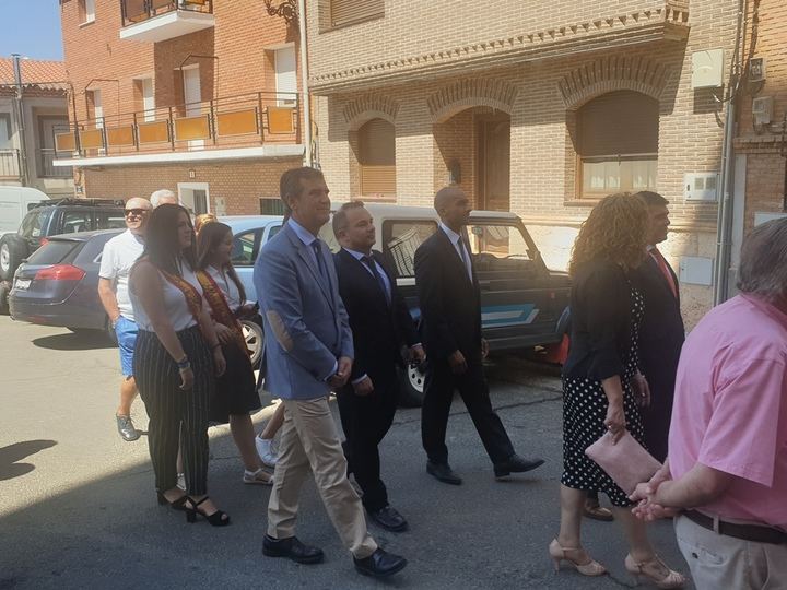 Carnicero y Engonga acompañan a los vecinos de Iriépal durante la Santa Misa y procesión de sus fiestas patronales