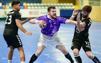 Quabit BM Guadalajara muestra su garra ante un un rival ASOBAL