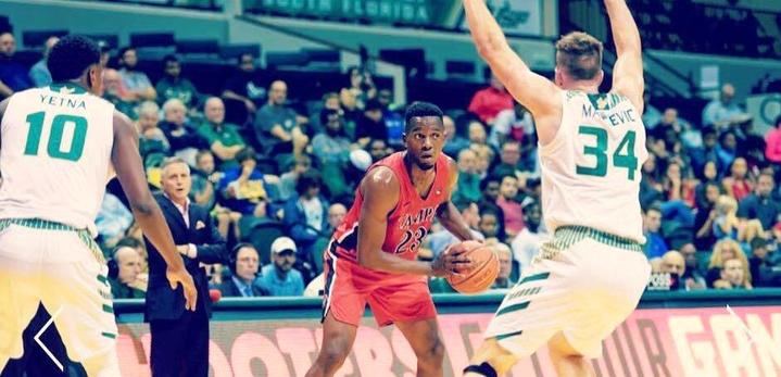 El ala-pivot congoleño Cedric Belemene, quinto fichaje del Isover Basket Azuqueca