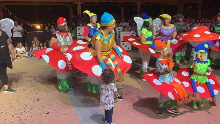 Un bosque de setas y una recreación de Star Wars, mejores disfraces de Quer en 2019