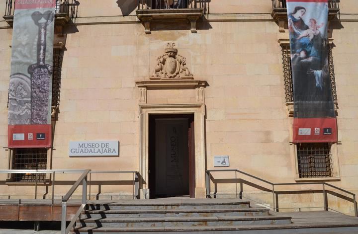 Un recopilatorio de la Agrupación Fotográfica y las mejores imágenes de la ciudad protagonizan dos exposiciones en el Museo provincial