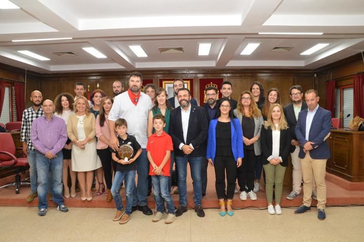 El Pleno de Azuqueca nombra Popular del Año a Juan Pablo Arias