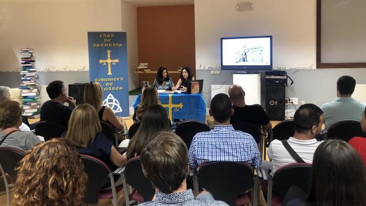 Las Hermanas Lara, conferenciantes en el Día de Asturias
