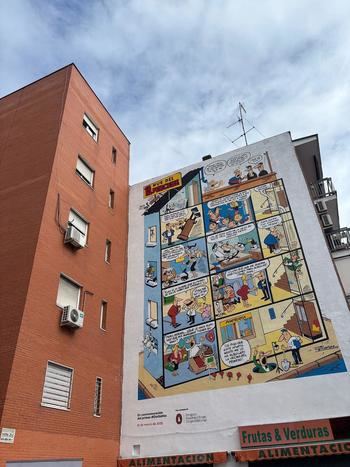 Carabanchel estrena un mural dedicado a Ibáñez que inmortaliza la 13, Rue del Percebe