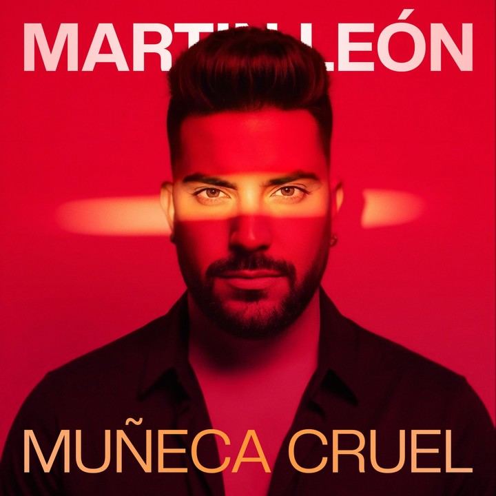 Martín León presenta su versión moderna de 'Muñeca Cruel' de Enrique Iglesias