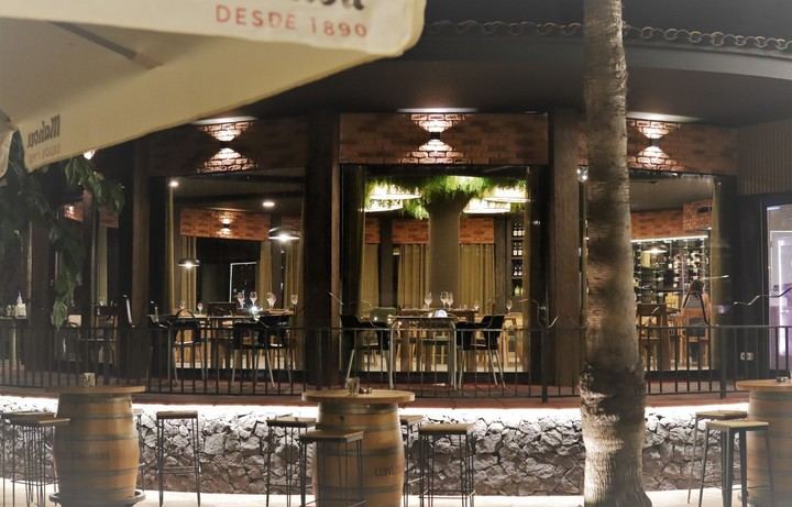 Bdevikingo lanza la hamburguesa más cara del mundo a 9.450€ en España