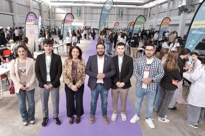 Aparicio destaca la importancia de Azunexo para informar a jóvenes sobre formación y empleo