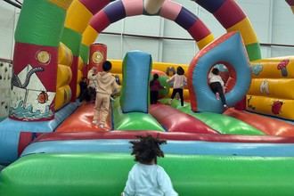 Inicia el campamento urbano de Semana Santa con 85 participantes en Azuqueca