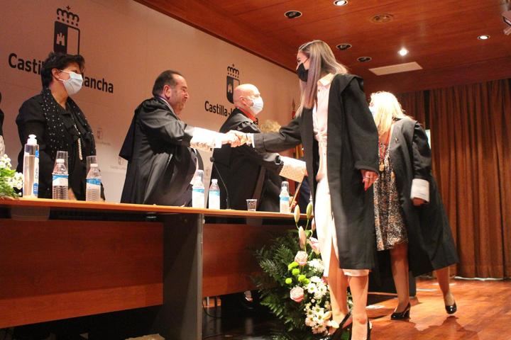 El Colegio de Abogados de Guadalajara retoma la celebración de la festividad de la Virgen del Pilar