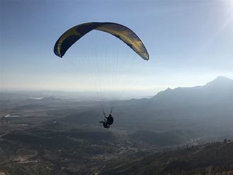 La Muela de Alarilla, en Guadalajara, elegido como uno de los mejores lugares de España para volar en parapente