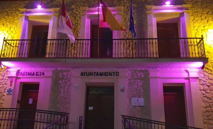 Albalate saca pecho por ellas en el Día Mundial Contra el Cáncer de Mama