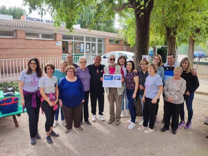 Albares recauda más de 2.500 euros en la marcha contra el cáncer