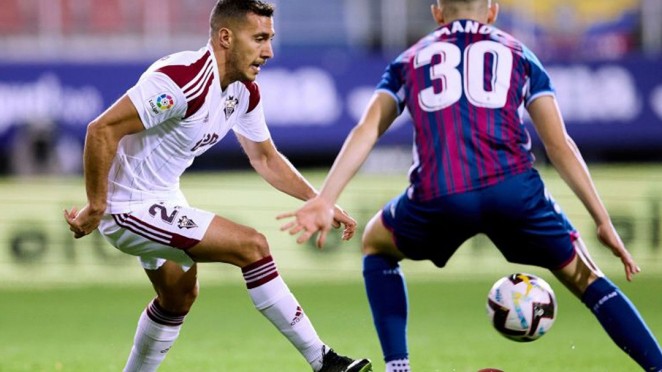 Un Alba bien armado, sexta semana seguida sumando para un equipo que alcanza la veintena de puntos