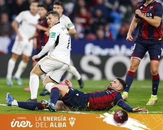 El Alba cae tras levantarse