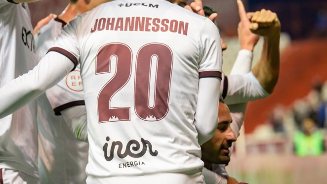 El Alba se impone, Carnaval de luz y color (blanco)