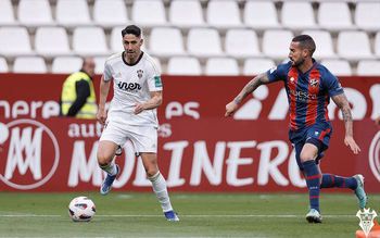 El Alba fue mejor pero empató en un partido en el que los detalles evitaron el triunfo