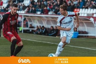 El Alba golpeó más veces pero el Mirandés lo hizo con más fuerza