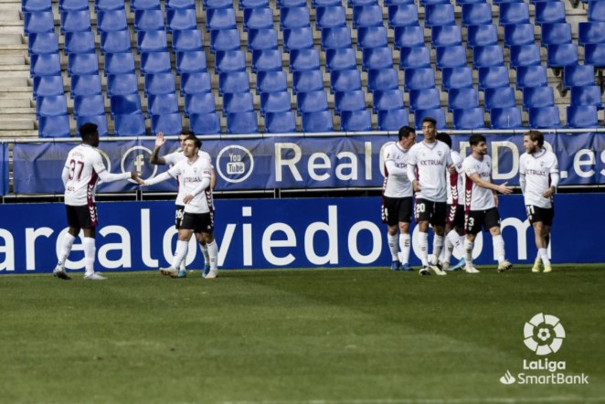 El Alba anda y hace camino